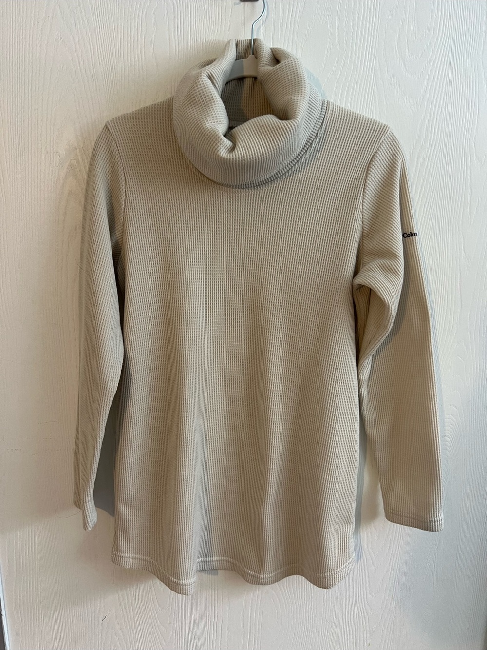 Columbia Beige Waffle Turtleneck Pullover